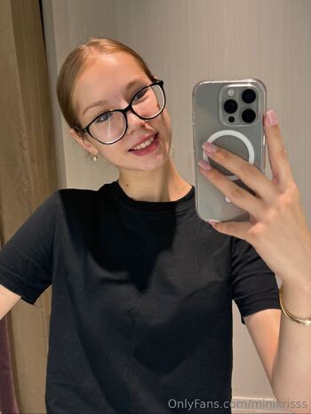 Mini Kriss / minikrisss nude photo #36