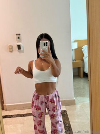 Sky / miniskye nude photo #18