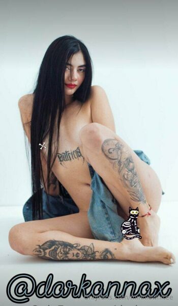 Minnie Whit / minniewhitee nude photo #31