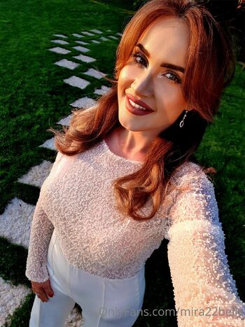 mira22bell / mira22belle nude photo #18