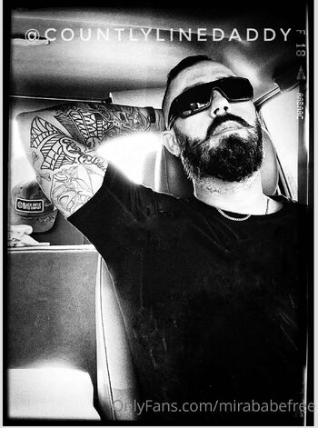 Curvy M1LF Mir / mirababefree / miramber_official / miramber1 nude photo #6