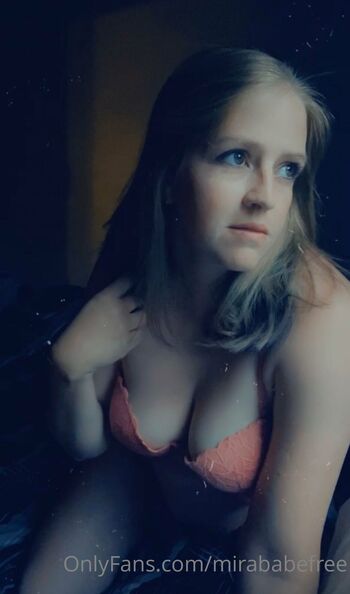 Curvy M1LF Mir / mirababefree / miramber_official / miramber1 nude photo #35