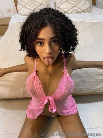 Mirana Tit / miranabigtits nude photo #37