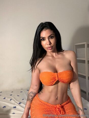 𝑴𝒊𝒓𝒂𝒏𝒅𝒂 𝑭𝒂𝒊𝒕𝒉 𝑩𝒖𝒔𝒕𝒚𝑭𝒍𝒂𝒎 / miranda_faith nude photo #7