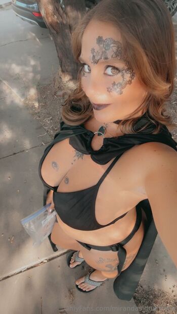 Miranda Signan / mirandasignanifree nude photo #3