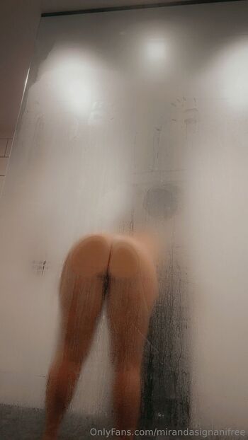 Miranda Signan / mirandasignanifree nude photo #19