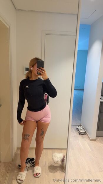 Mirellemia / mirellemiau nude photo #11