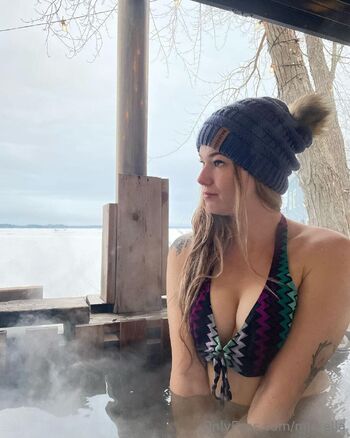 Miri ell / miri.ella nude photo #29