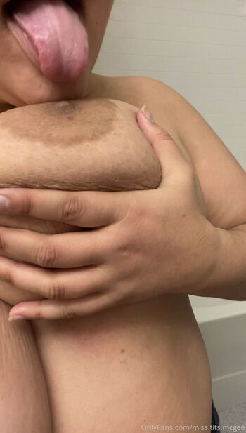 Tits McGe / miss.tits.mcgee nude photo #5