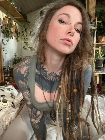 Miss F for fre / miss_f_free nude photo #39