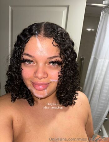 Miss Honey Bun / miss_honeybun nude photo #16