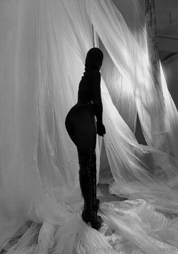 _owner / miss_owner nude photo #15