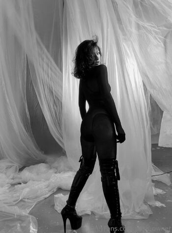 _owner / miss_owner nude photo #29