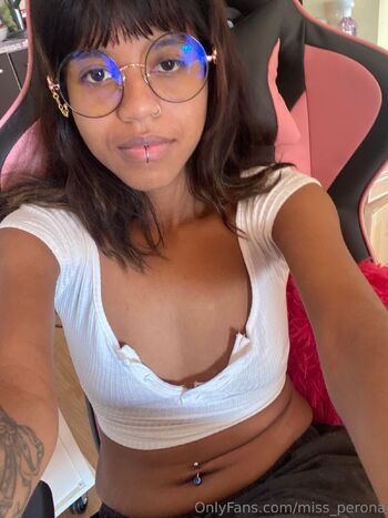 Peron / miss_perona nude photo #23