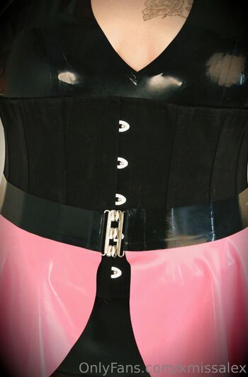 Ms. Ale / missalexsworld nude photo #8