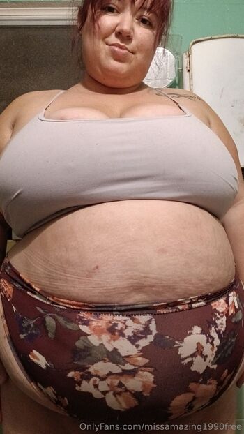 Carmel / missamazing1990free nude photo #10