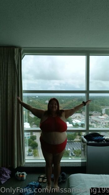 Carmel / missamazing1990free nude photo #15