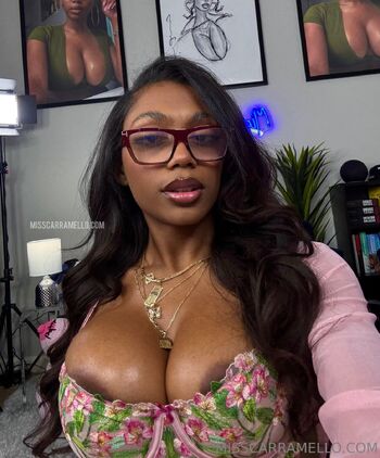 Miss Carramell / misscarramello nude photo #10