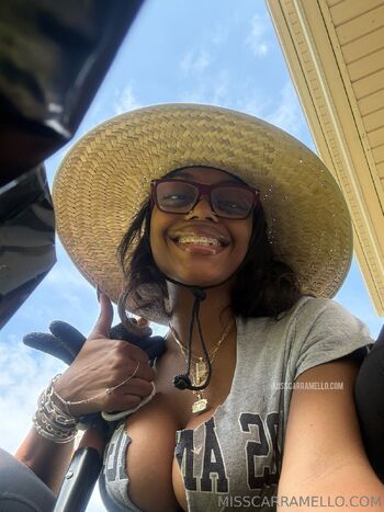 Miss Carramell / misscarramello nude photo #24