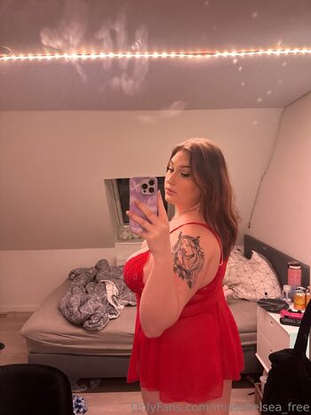 Missxchelsea FRE / misschelsea_free nude photo #1