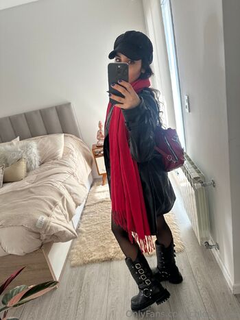 Chloe / missclarkxxx nude photo #11