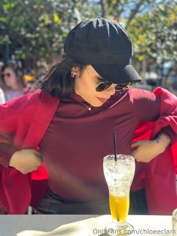 Chloe / missclarkxxx nude photo #14