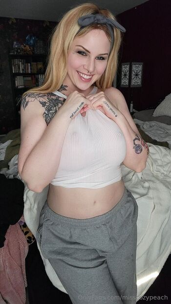 Miss Cozy Peac / misscozypeach nude photo #12