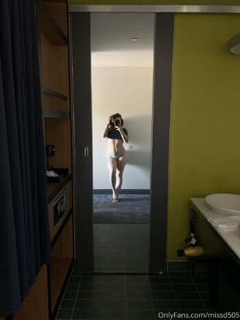 Miss / missd505 nude photo #19