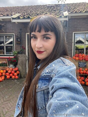 FREE Domino Fay / missdominofaye nude photo #11