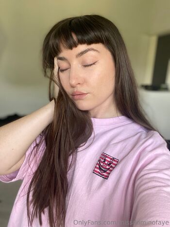 FREE Domino Fay / missdominofaye nude photo #21