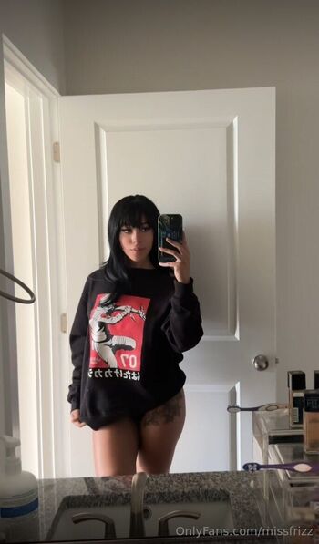 Frizz / missfrizz nude photo #2