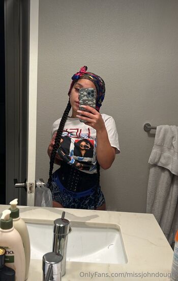 LINA BINA / missjohndough nude photo #24