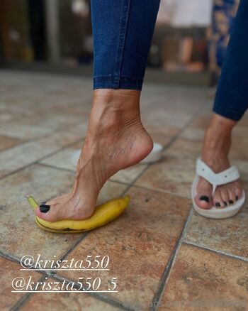 Kriszt / misskriszta / kriszta550 nude photo #33