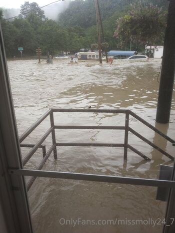 Moll / missmolly24_7 nude photo #7