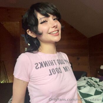 nikki / missnyxdawn nude photo #22