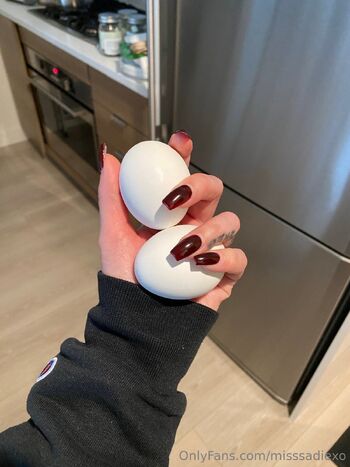 Miss Sadi / misssadiexo nude photo #32