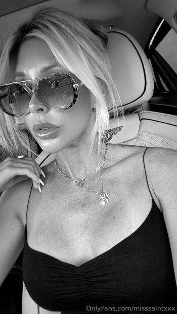 Samantha Sain / misssaintxxx / samantha_saint / thesamanthasaint nude photo #29