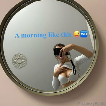 MissSexyRoomFRE / misssexyroomfree / misssexyroom_official nude photo #9