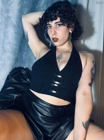 Goddess RAV / misssraven nude photo #5