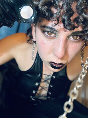 Goddess RAV / misssraven nude photo #12