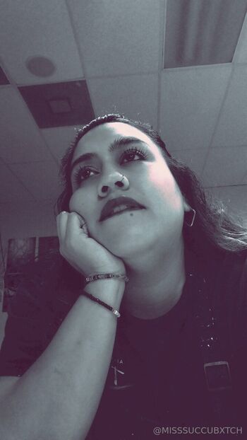 Jes / misssuccubxtch nude photo #4