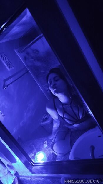 Jes / misssuccubxtch nude photo #28