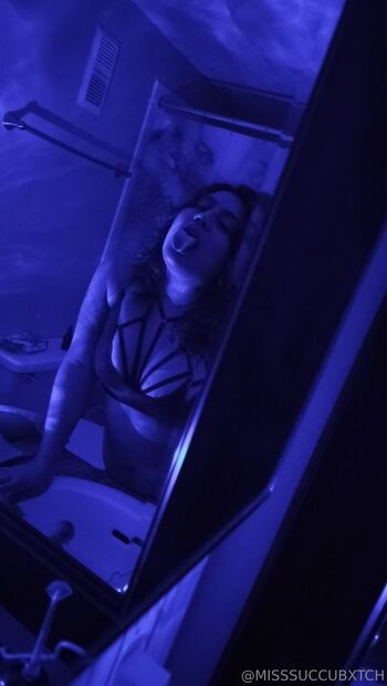 Jes / misssuccubxtch nude photo #29
