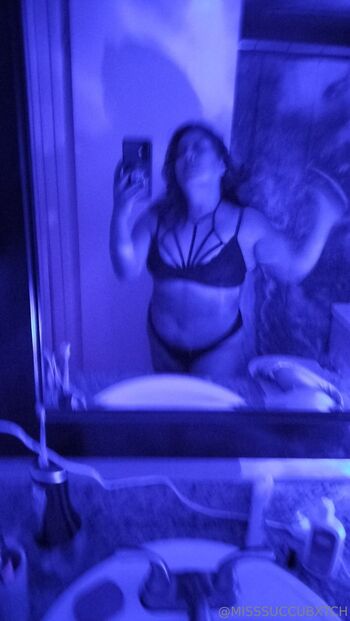 Jes / misssuccubxtch nude photo #35