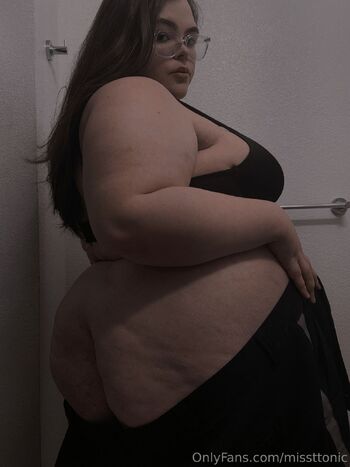 Miss / missttonic nude photo #8