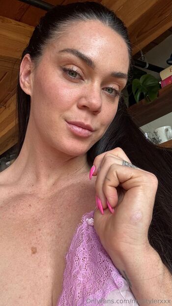 Alison Tyle / misstylerxxx / bodiesbyc_ / bodiesbyc nude photo #5