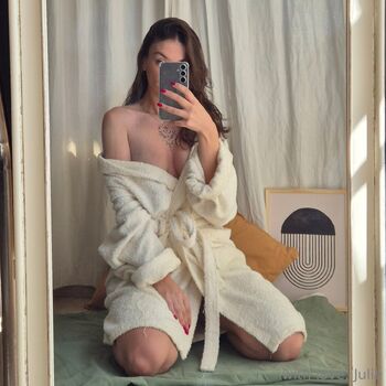 Juli / missyjulie nude photo #9