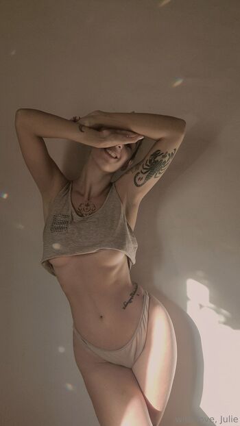 Juli / missyjulie nude photo #22