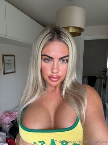 Milly Rose / missymillyxo nude photo #8