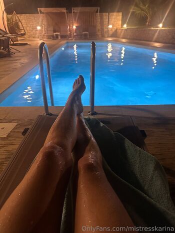 Mean Mistress Karin / mistresskarina nude photo #11